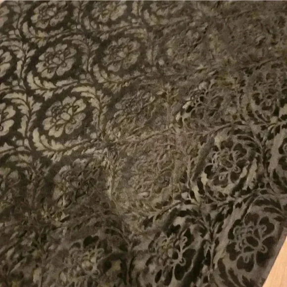 Throw black rose velvet blanket - Picture 2 of 5